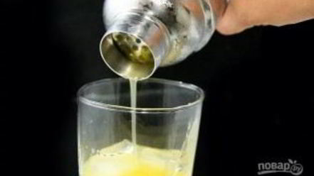 Рецепт коктейля с манго и ананасом