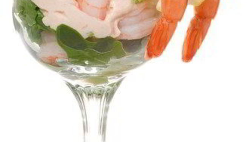 Рецепт коктейля из креветок со сливочным соусом с хреном