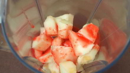 Рецепт дынно-клубничного коктейль