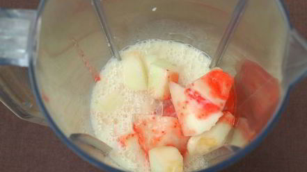 Рецепт дынно-клубничного коктейль