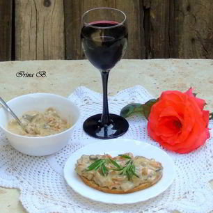 Рецепт Грибного соте с вином и горгонзолой