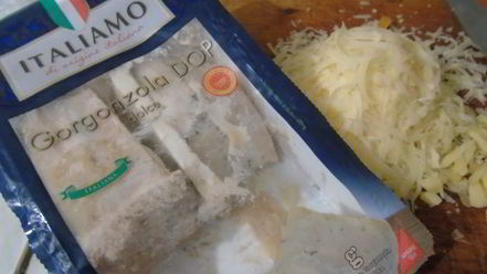 Рецепт грибного соте с вином и горгонзолой