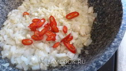 Рецепт кролика с вином и пряными травами в духовке