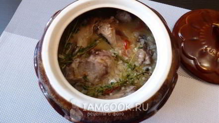 Рецепт кролика с вином и пряными травами в духовке