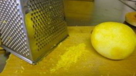 Рецепт линя, тушеного с вином и шампиньонами