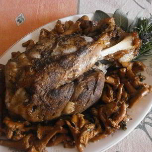 Рецепт Свиной рульки с вином Марсала