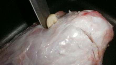 Рецепт свиной рульки с вином марсала