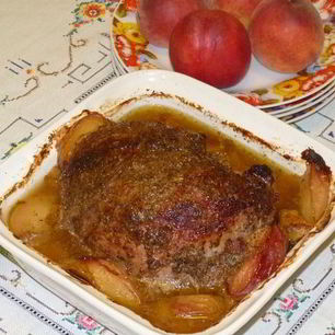 Рецепт Запеченной телятины с вином и персиками