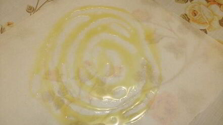 Рецепт запеченной в кармашках форель с вином и овощами