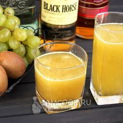Рецепт Коктейля из киви и винограда