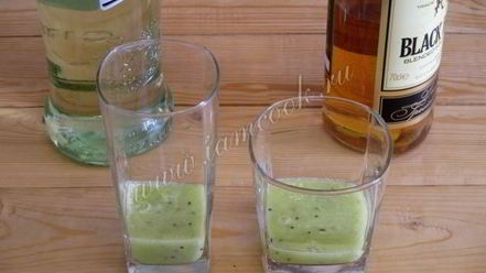 Рецепт коктейля из киви и винограда