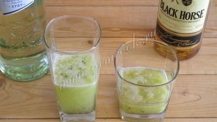 Рецепт коктейля из киви и винограда