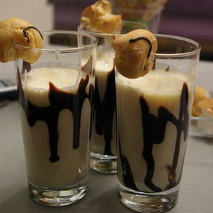 Рецепт Алкогольного молочно-банановый коктейль Бананарама