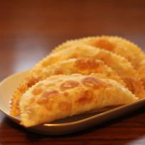 Чебуреки на молоке с водкой