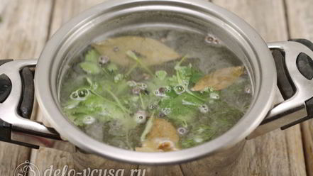 Рецепт соленых огурцов с водкой