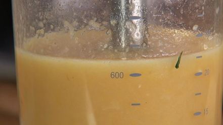 Рецепт крисп-сэндвича с яйцом и напиток из зеленого чая