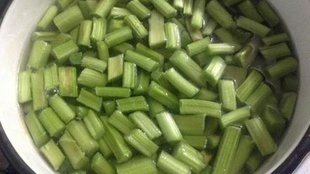 Рецепт кваса из ревеня