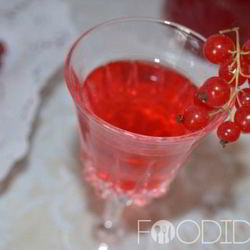 Рецепт Ликера из красной смородины
