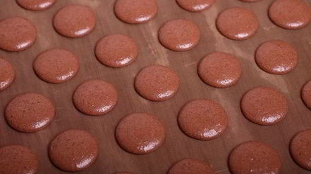 Рецепт шоколадных макарон с ликером baileys