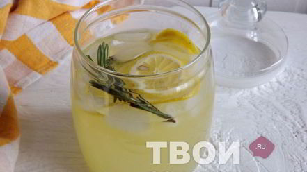 Рецепт домашнего лимонада с розмарином