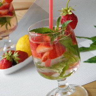 Рецепт Клубничного мохито безалкогольного