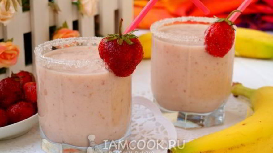 Рецепт клубнично-бананового молочный коктейль
