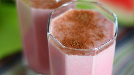 Рецепт коктейля из арбуза и молока