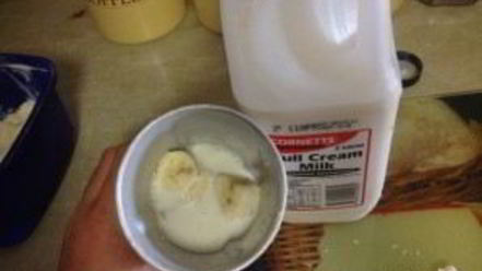 Рецепт коктейля молочного с мороженым и бананом