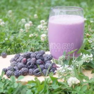 Рецепт Молочно-ежевичного коктейль Чудо