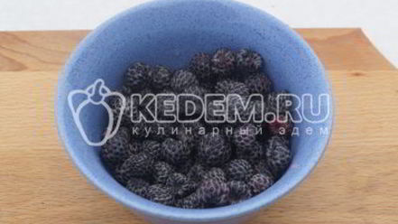 Рецепт молочно-ежевичного коктейль чудо