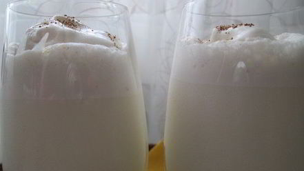 Рецепт молочного коктейля из пломбира с имбирем