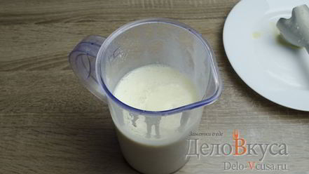 Рецепт молочного коктейля с бананом и мороженым