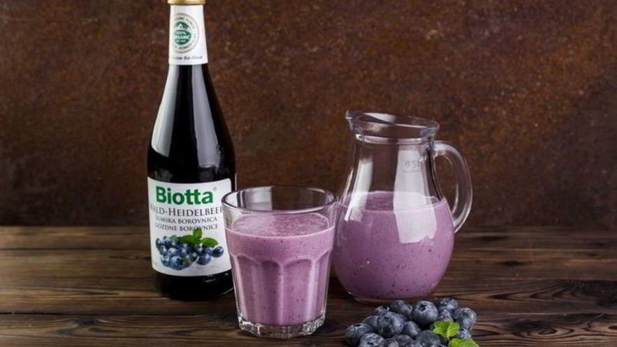 Рецепт молочного коктейля с черничным нектаром