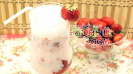 Рецепт молочного коктейля с клубникой