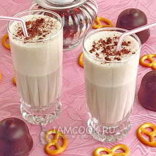 Рецепт Молочного коктейля с коньяком и шоколадным пудингом