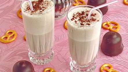 Рецепт молочного коктейля с коньяком и шоколадным пудингом