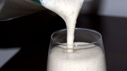 Рецепт молочного коктейля с мороженым