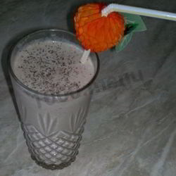 Рецепт Шоколадного молочного коктейля с бананом