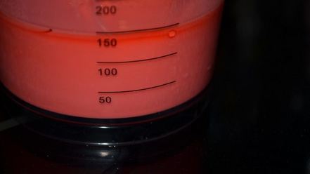 Рецепт цветного льда для молочных коктейлей