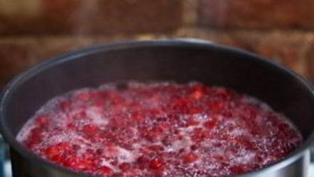 Рецепт брусничного морса с медом