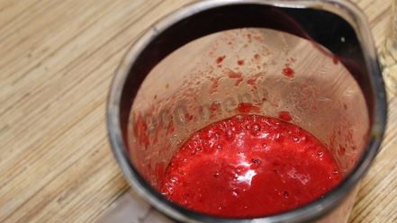 Рецепт клубничного морса из клубники