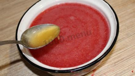 Рецепт морса из замороженных ягод клубники и красной смородины