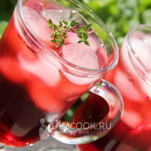 Рецепт Напитка из каркаде с тимьяном