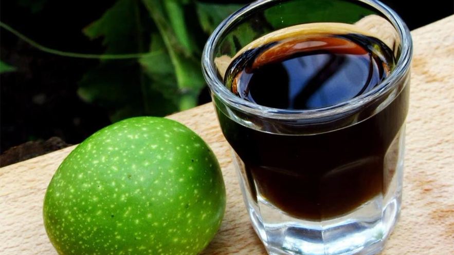 Рецепт настойки грецкого ореха на спирту