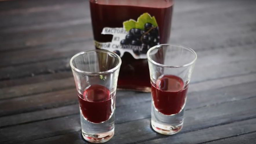 Рецепт настойки из смородины на водке