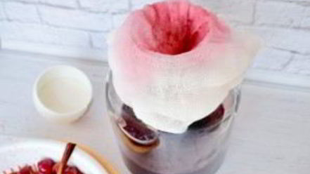 Рецепт вишневой настойки с корицей и гвоздикой