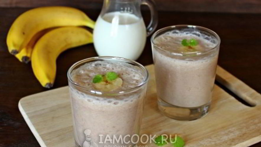 Рецепт бананового смузи с молоком