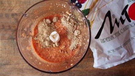 Рецепт белкового смузи с томатами и хрустящими отрубями