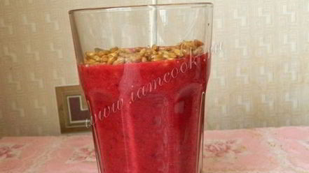 Рецепт фруктового смузи с пророщенной пшеницей