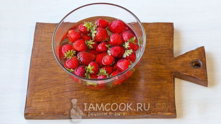 Рецепт клубнично-бананового смузи